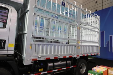 ����HOWOͳ˧T8 2.5L���� 185���� �й�����12�� 4.15�׵��Ų�դʽ�Ῠ(˯�߲�)ͼƬ