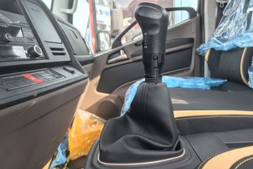 ��Ż�VH 2.5L���� 180���� ��ʿ��10�� 4.16�׵��Ų�դʽ�ῨͼƬ