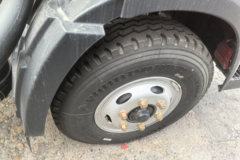 解放虎VH 2.5L柴油 180马力 法士特10档 4.16米单排仓栅式轻卡 解放虎VH 2.5L柴油 180马力 法士特10档 4.16米单排仓栅式轻卡