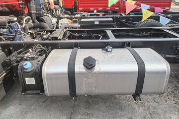 ��Ż�VH 2.5L���� 180���� ��ʿ��10�� 4.16�׵��Ų�դʽ�ῨͼƬ