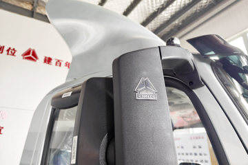 ����HOWO�Ῠ ���� ��ɲ 4.15�׵��Ŵ��綯��դʽ�Ῠ ����ʱ��100.46kWhͼƬ