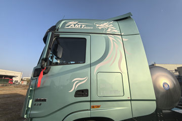 ���������콢KX ���߰� 14.5L LNG 630���� 6X4 ����12�� AMT�Զ��� ǣ����(4500mm���)ͼƬ