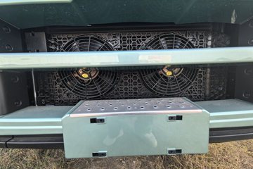 ���������콢KX ���߰� 14.5L LNG 630���� 6X4 ����12�� AMT�Զ��� ǣ����(4500mm���)ͼƬ