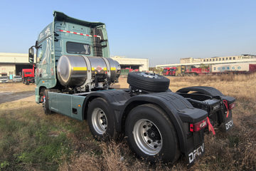 ���������콢KX ���߰� 14.5L LNG 630���� 6X4 ����12�� AMT�Զ��� ǣ����(4500mm���)ͼƬ