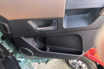 ���������콢KX ���߰� 14.5L LNG 630���� 6X4 ����12�� AMT�Զ��� ǣ����(4500mm���)ͼƬ