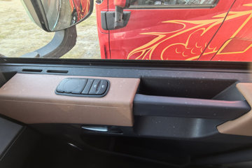 ���������콢KX ���߰� 14.5L LNG 630���� 6X4 ����12�� AMT�Զ��� ǣ����(4500mm���)ͼƬ