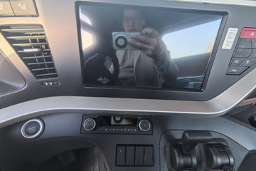 ���������콢KX ���߰� 14.5L LNG 630���� 6X4 ����12�� AMT�Զ��� ǣ����(4500mm���)ͼƬ