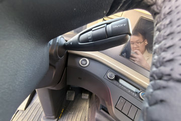 ���������콢KX ���߰� 14.5L LNG 630���� 6X4 ����12�� AMT�Զ��� ǣ����(4500mm���)ͼƬ