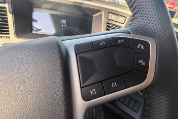 ���������콢KX ���߰� 14.5L LNG 630���� 6X4 ����12�� AMT�Զ��� ǣ����(4500mm���)ͼƬ