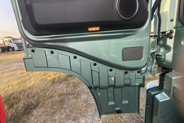 ���������콢KX ���߰� 14.5L LNG 630���� 6X4 ����12�� AMT�Զ��� ǣ����(4500mm���)ͼƬ