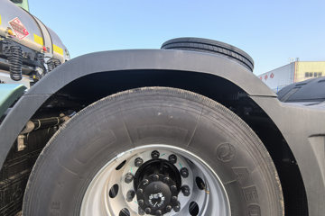 ���������콢KX ���߰� 14.5L LNG 630���� 6X4 ����12�� AMT�Զ��� ǣ����(4500mm���)ͼƬ