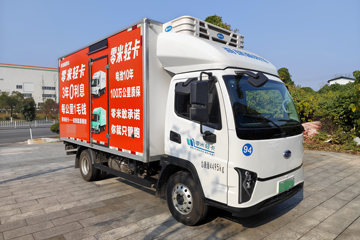 奇瑞零米 4.08米单排纯电动冷藏车 134kWh