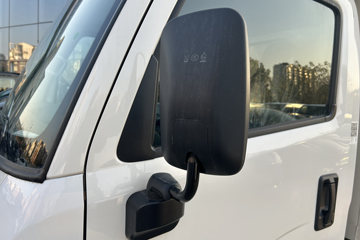 ����E˳�� 2025�� ���綯 4X2 Һɲ 4.2�׵�����ʽ�Ῠ ʱ���°�63.75kWhͼƬ