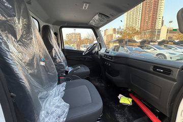 ����E˳�� 2025�� ���綯 4X2 Һɲ 4.2�׵�����ʽ�Ῠ ʱ���°�63.75kWhͼƬ