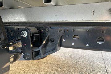 ����E˳�� 2025�� ���綯 4X2 Һɲ 4.2�׵�����ʽ�Ῠ ʱ���°�63.75kWhͼƬ