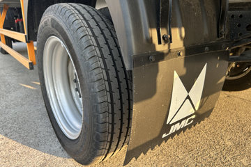 ����E˳�� 2025�� ���綯 4X2 Һɲ 4.2�׵�����ʽ�Ῠ ʱ���°�63.75kWhͼƬ