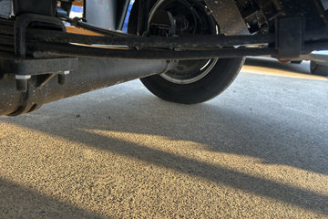 ����E˳�� 2025�� ���綯 4X2 Һɲ 4.2�׵�����ʽ�Ῠ ʱ���°�63.75kWhͼƬ