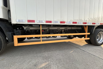 ����E˳�� 2025�� ���綯 4X2 Һɲ 4.2�׵�����ʽ�Ῠ ʱ���°�63.75kWhͼƬ