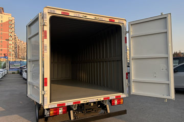 ����E˳�� 2025�� ���綯 4X2 Һɲ 4.2�׵�����ʽ�Ῠ ʱ���°�63.75kWhͼƬ