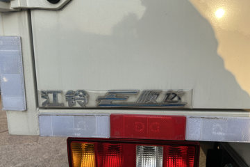 ����E˳�� 2025�� ���綯 4X2 Һɲ 4.2�׵�����ʽ�Ῠ ʱ���°�63.75kWhͼƬ