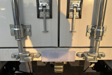 ����E˳�� 2025�� ���綯 4X2 Һɲ 4.2�׵�����ʽ�Ῠ ʱ���°�63.75kWhͼƬ