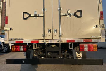 ����E˳�� 2025�� ���綯 4X2 Һɲ 4.2�׵�����ʽ�Ῠ ʱ���°�63.75kWhͼƬ