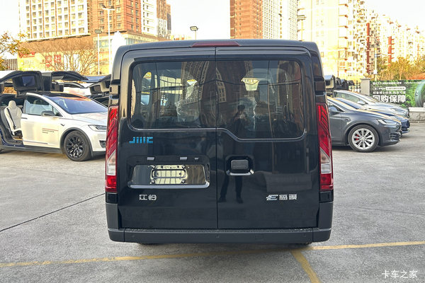 抢购在行动!深圳市E福顺电动封闭厢货降价大放送,立降1万 抢购在行动!深圳市E福顺电动封闭厢货降价大放送,立降1万