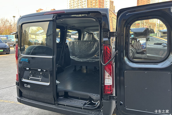 疯狂促销,直降1.0万!深圳市E福顺电动封闭厢货系列优惠价