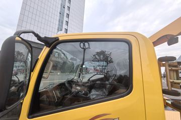 ��Ż�V 150���� 4X2 ���ϳ�(������)ͼƬ
