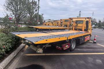 虎V&nbsp;清障车外观图片