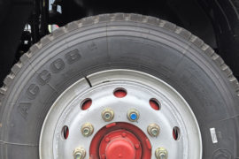 多利卡D9&nbsp;洒水车/喷洒车底盘图片