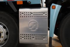 陕汽德龙G6000C 菁英版 12.5L柴油 600马力 8X4 法士特16档 AMT自动档 仓栅式载货车