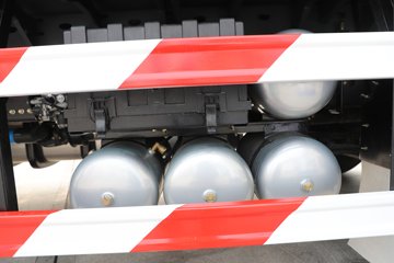 ��������G6000C ݼӢ�� 12.5L���� 600���� 8X4 ��ʿ��16�� AMT�Զ��� ��դʽ�ػ���ͼƬ