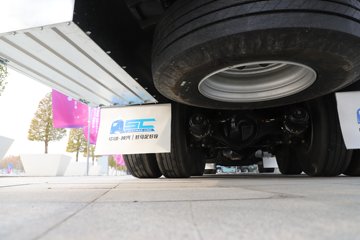 ��������G6000C ݼӢ�� 12.5L���� 600���� 8X4 ��ʿ��16�� AMT�Զ��� ��դʽ�ػ���ͼƬ