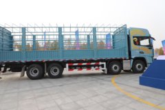 陕汽德龙G6000C 菁英版 12.5L柴油 600马力 8X4 法士特16档 AMT自动档 仓栅式载货车