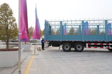 ��������G6000C ݼӢ�� 12.5L���� 600���� 8X4 ��ʿ��16�� AMT�Զ��� ��դʽ�ػ���ͼƬ