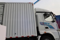 陕汽德龙M5000E 4X2 纯电动厢式载货车 600kWh