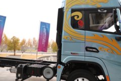 陕汽德龙G6000C 7L柴油 350马力 4X2 法士特10档 9.5米厢式载货车