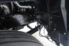 陕汽德龙G6000C 7L柴油 350马力 4X2 法士特10档 9.5米厢式载货车