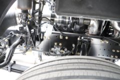 陕汽德龙G6000C 7L柴油 350马力 4X2 法士特10档 9.5米厢式载货车