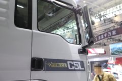 重汽汕德卡C5L 全勤之王 4X2 9.6米纯电动厢式载货车 宁德时代352kWh