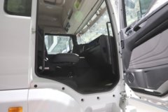 重汽汕德卡C5L 全勤之王 4X2 9.6米纯电动厢式载货车 宁德时代352kWh