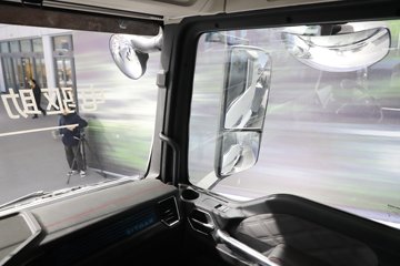 �����ǵ¿�C5L ȫ��֮�� 4X2 9.6�״��綯��ʽ�ػ��� ����ʱ��352kWhͼƬ