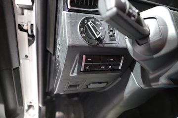 �����ǵ¿�C5L ȫ��֮�� 4X2 9.6�״��綯��ʽ�ػ��� ����ʱ��352kWhͼƬ