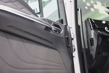 �����ǵ¿�C5L ȫ��֮�� 4X2 9.6�״��綯��ʽ�ػ��� ����ʱ��352kWhͼƬ