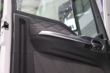 �����ǵ¿�C5L ȫ��֮�� 4X2 9.6�״��綯��ʽ�ػ��� ����ʱ��352kWhͼƬ