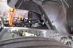 重汽汕德卡C5L 全勤之王 4X2 9.6米纯电动厢式载货车 宁德时代352kWh