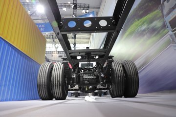 �����ǵ¿�C5L ȫ��֮�� 4X2 9.6�״��綯��ʽ�ػ��� ����ʱ��352kWhͼƬ