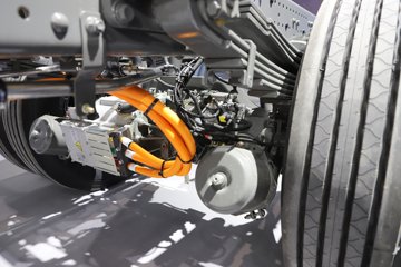 �����ǵ¿�C5L ȫ��֮�� 4X2 9.6�״��綯��ʽ�ػ��� ����ʱ��352kWhͼƬ