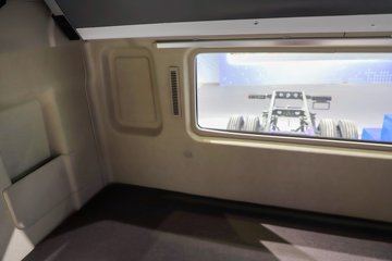 �����ǵ¿�C5L 390���� 4X2 AMT�Զ��� 6.9����س�ͼƬ